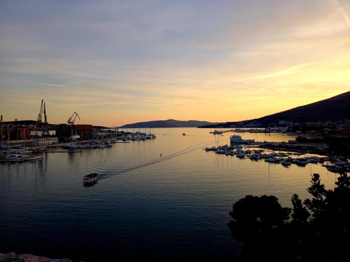 Apartman Toni Trogir Zewnętrze zdjęcie